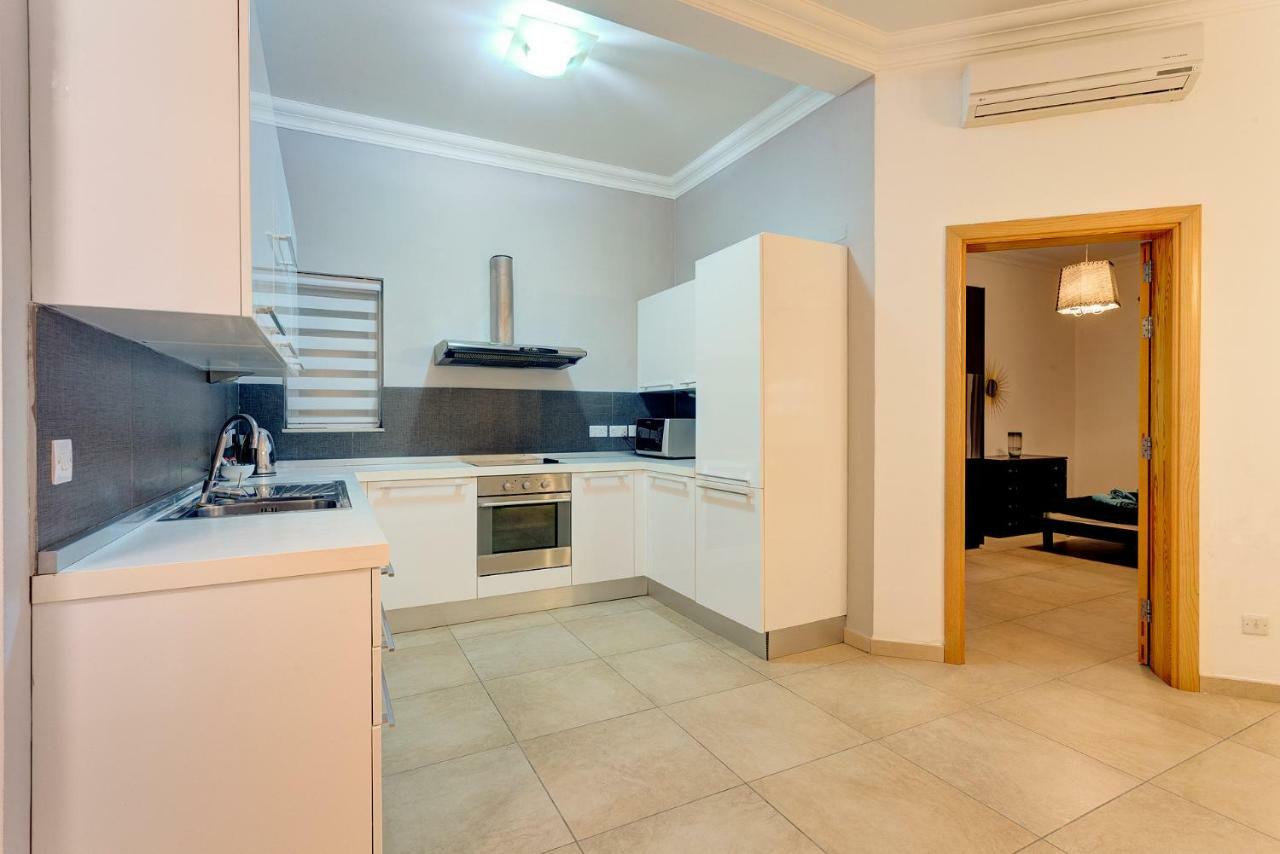 Gorgeous Apartment With Terrace In Fort Cambridge, Pool Sliema Eksteriør billede