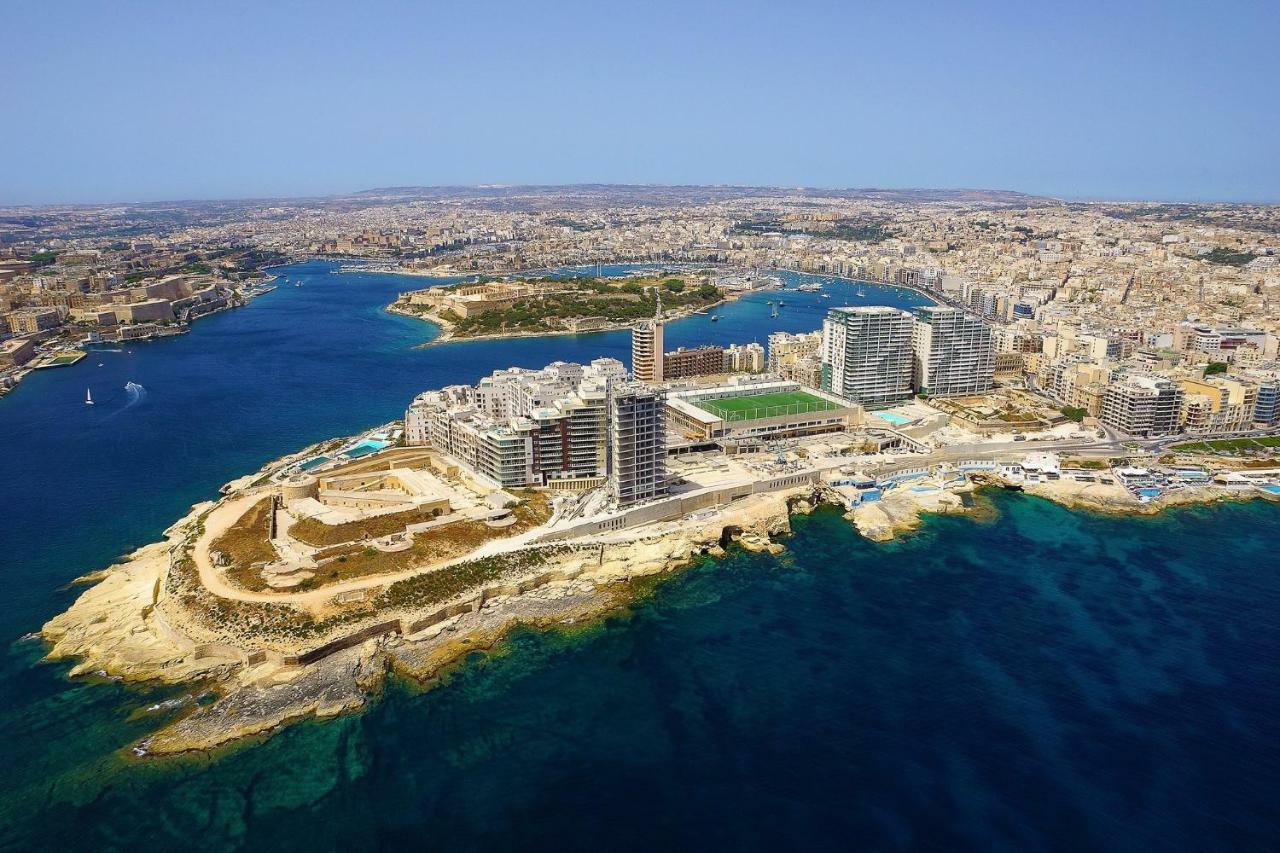 Gorgeous Apartment With Terrace In Fort Cambridge, Pool Sliema Eksteriør billede