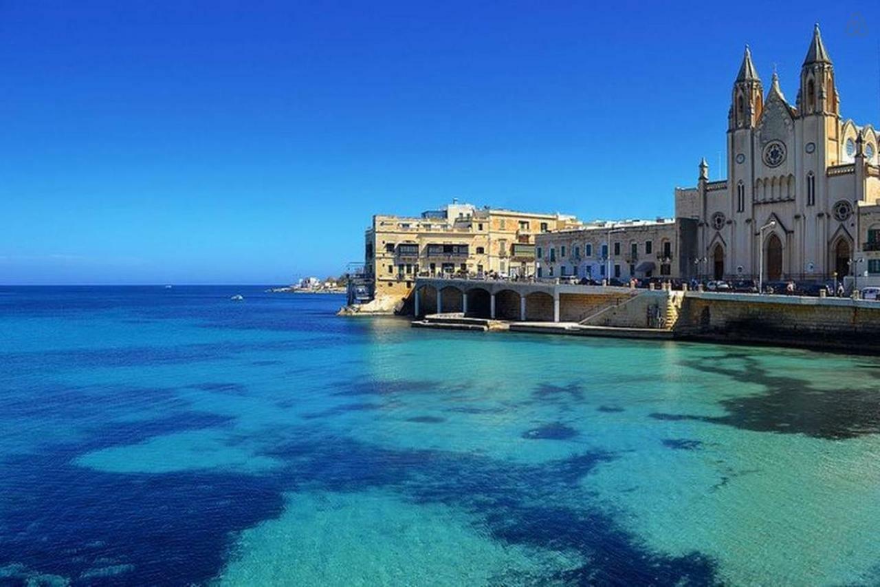 Gorgeous Apartment With Terrace In Fort Cambridge, Pool Sliema Eksteriør billede