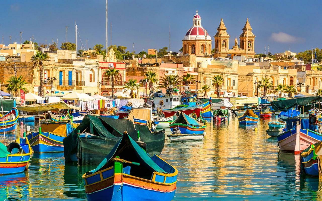 Gorgeous Apartment With Terrace In Fort Cambridge, Pool Sliema Eksteriør billede
